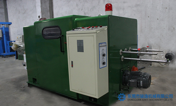 東莞絞線機(jī) 東莞高速絞線機(jī) 500高速絞線機(jī)操作方便 性能穩(wěn)定