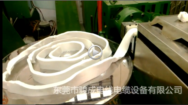 東莞硅膠押出機(jī) 硅膠機(jī)生產(chǎn)視頻